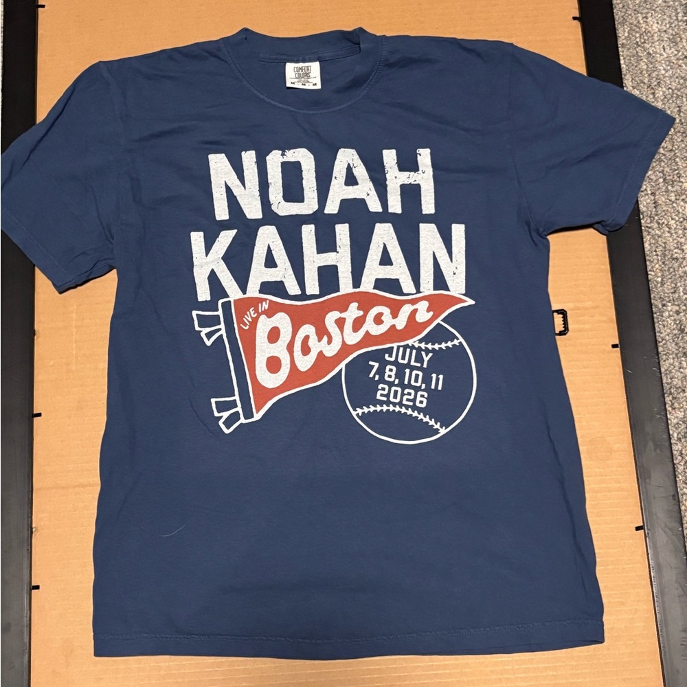 AUTHENTIC Noah Kahan Fenway Park T-Shirt Size Medium July 7, 8, 10, 11 2026 NEW